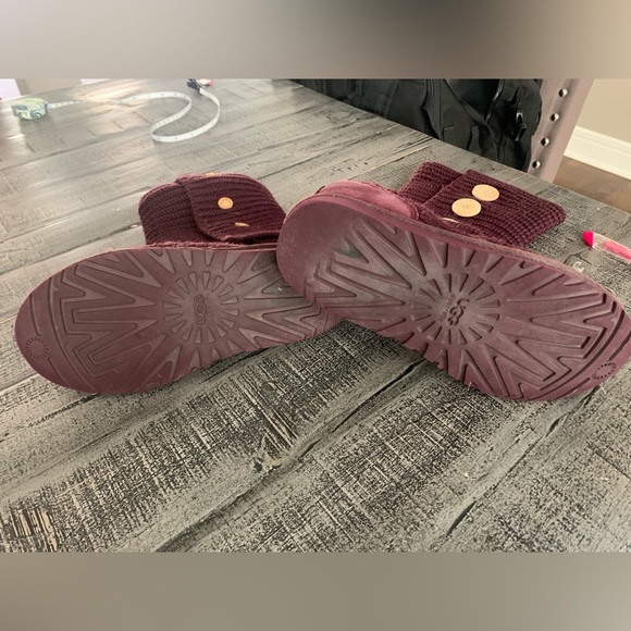 UGG Classic Cardy Knit Burgundy High Boots, Size 7, Preloved - Picture 8 of 9